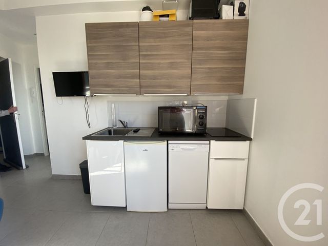Appartement F2 &agrave; louer - 2 pi&egrave;ces - 29 m2 - Bagnoles De L Orne Normandie - 61 - BASSE-NORMANDIE