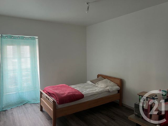 Appartement &agrave; louer - 4 pi&egrave;ces - 104 m2 - La Ferte Mace - 61 - BASSE-NORMANDIE