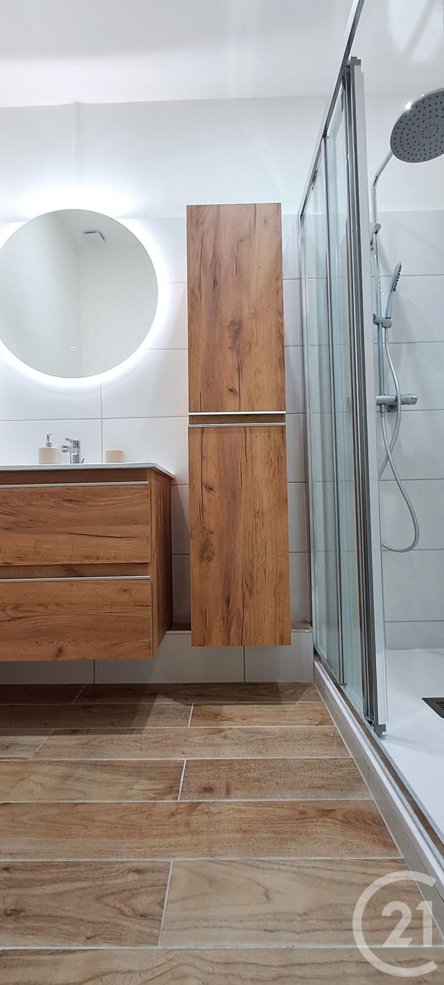 Appartement T3 à louer - 3 pièces - 65,78 m2 - Valence - 26 - RHONE-ALPES