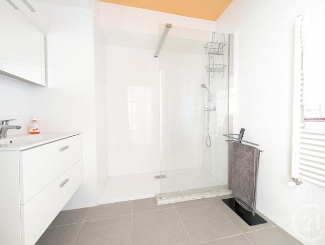 Appartement T3 &agrave; vendre - 3 pi&egrave;ces - 74,04 m2 - Valence - 26 - RHONE-ALPES