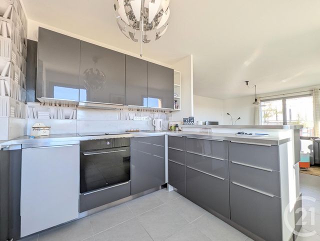 Appartement T3 &agrave; vendre - 3 pi&egrave;ces - 74,04 m2 - Valence - 26 - RHONE-ALPES