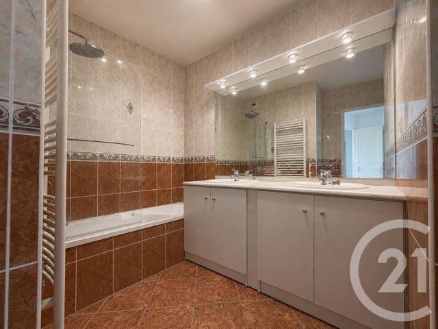 Appartement F4 &agrave; vendre - 5 pi&egrave;ces - 91 m2 - Valence - 26 - RHONE-ALPES