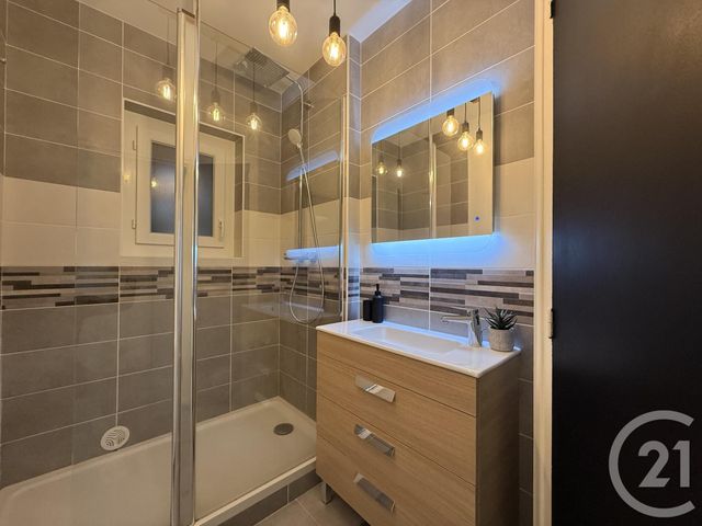 Appartement T3 à vendre - 3 pièces - 56,93 m2 - Valence - 26 - RHONE-ALPES