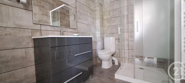 Appartement T3 &agrave; louer - 3 pi&egrave;ces - 49,21 m2 - Valence - 26 - RHONE-ALPES