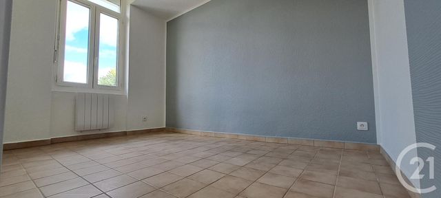Appartement T3 &agrave; louer - 3 pi&egrave;ces - 49,21 m2 - Valence - 26 - RHONE-ALPES