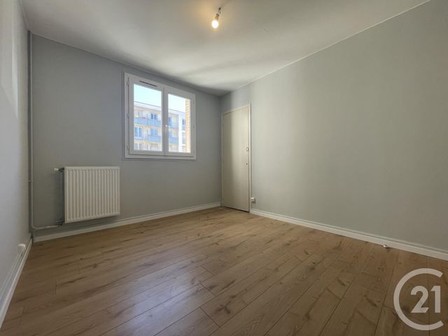 Appartement T3 &agrave; louer - 3 pi&egrave;ces - 58,68 m2 - Bourg Les Valence - 26 - RHONE-ALPES