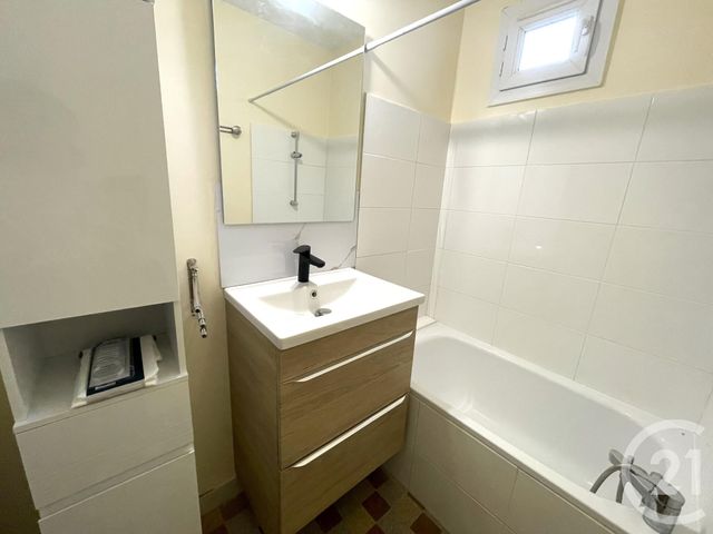 Appartement T3 &agrave; louer - 3 pi&egrave;ces - 58,68 m2 - Bourg Les Valence - 26 - RHONE-ALPES