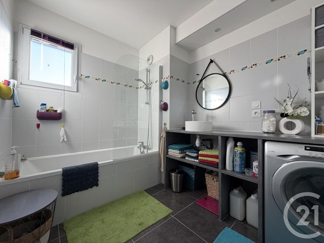 Appartement T3 &agrave; vendre - 3 pi&egrave;ces - 68,88 m2 - Valence - 26 - RHONE-ALPES