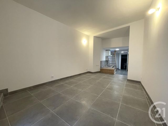 Maison &agrave; louer - 3 pi&egrave;ces - 55,65 m2 - Chabeuil - 26 - RHONE-ALPES