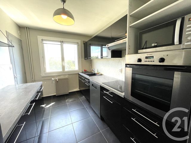 Appartement T4 &agrave; louer - 4 pi&egrave;ces - 69,44 m2 - Bourg Les Valence - 26 - RHONE-ALPES