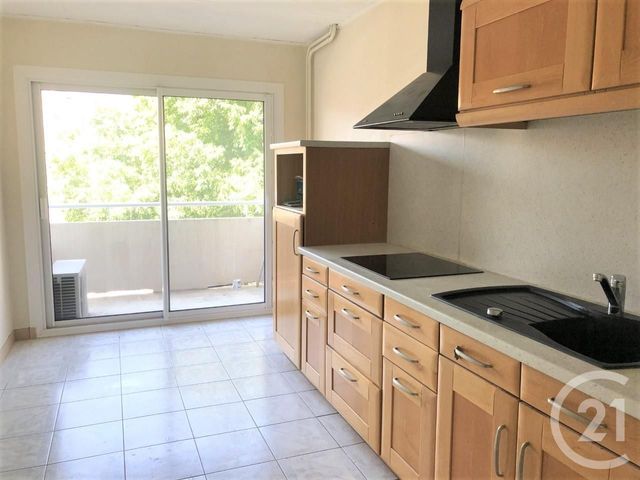 Appartement T3 &agrave; louer - 3 pi&egrave;ces - 65,14 m2 - Valence - 26 - RHONE-ALPES