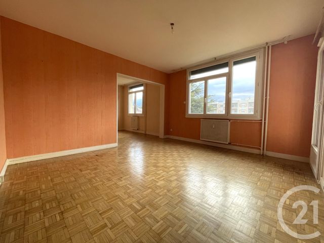 Appartement T4 &agrave; louer - 4 pi&egrave;ces - 81,21 m2 - Valence - 26 - RHONE-ALPES