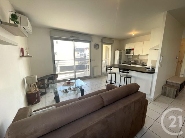 Appartement T3 &agrave; louer - 3 pi&egrave;ces - 65 m2 - Valence - 26 - RHONE-ALPES