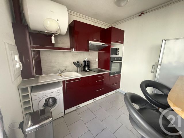 Appartement T3 &agrave; louer - 3 pi&egrave;ces - 46,43 m2 - Valence - 26 - RHONE-ALPES