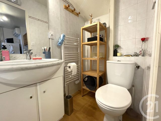 Appartement Studio &agrave; louer - 1 pi&egrave;ce - 24,04 m2 - Valence - 26 - RHONE-ALPES