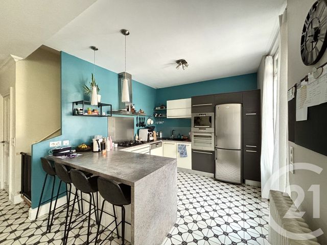 Maison &agrave; vendre - 10 pi&egrave;ces - 171 m2 - Guilherand Granges - 07 - RHONE-ALPES