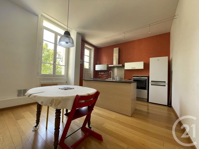Appartement T6 &agrave; louer - 6 pi&egrave;ces - 175,19 m2 - Valence - 26 - RHONE-ALPES