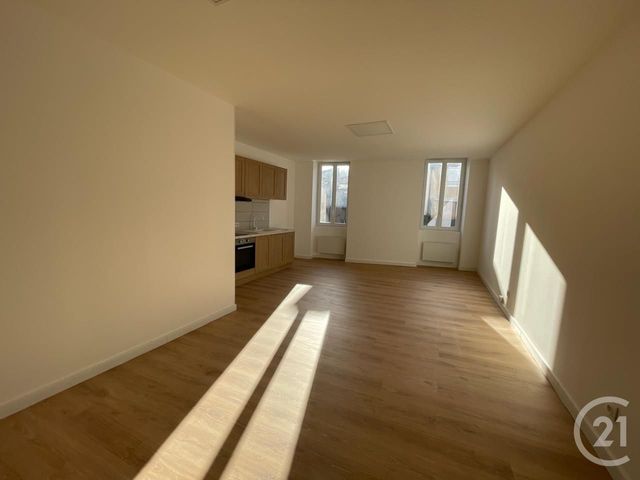 Appartement T3 à louer ST PERAY
