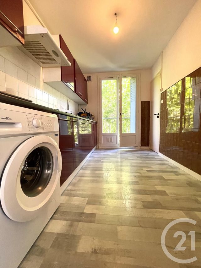 Appartement T4 &agrave; louer - 4 pi&egrave;ces - 66,62 m2 - Bourg Les Valence - 26 - RHONE-ALPES