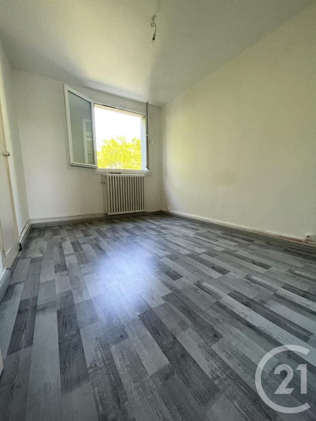 Appartement T4 &agrave; louer - 4 pi&egrave;ces - 66,62 m2 - Bourg Les Valence - 26 - RHONE-ALPES