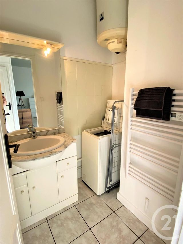 Appartement Studio &agrave; louer - 1 pi&egrave;ce - 32,38 m2 - Valence - 26 - RHONE-ALPES