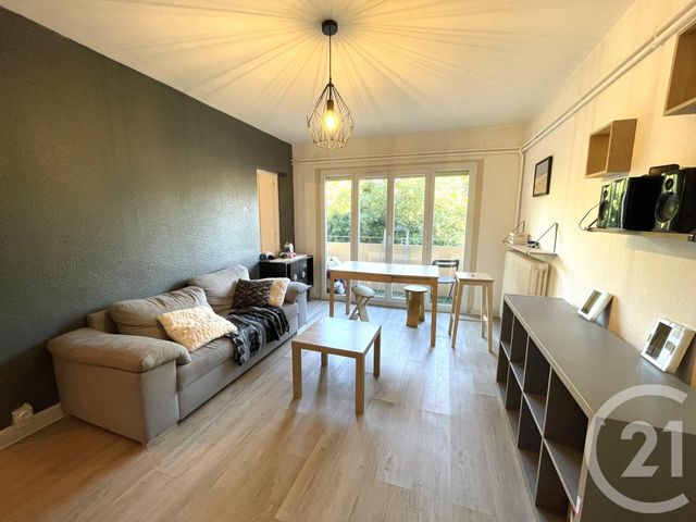 Appartement T2 &agrave; louer - 2 pi&egrave;ces - 46 m2 - Valence - 26 - RHONE-ALPES