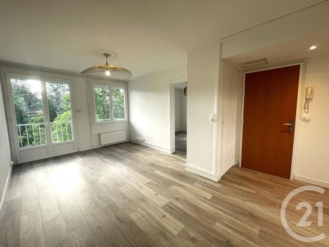 Appartement T4 &agrave; louer - 4 pi&egrave;ces - 72,38 m2 - Romans Sur Isere - 26 - RHONE-ALPES