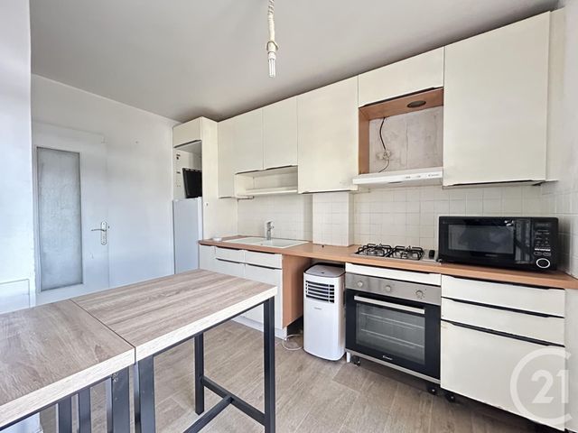 Appartement T3 &agrave; louer - 3 pi&egrave;ces - 55,56 m2 - Valence - 26 - RHONE-ALPES