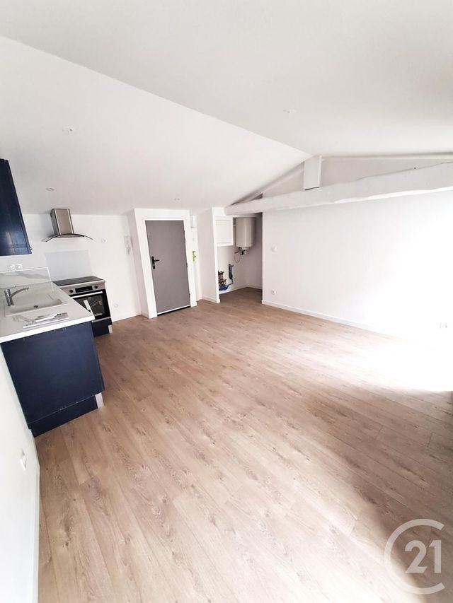 Appartement T2 &agrave; louer - 2 pi&egrave;ces - 34 m2 - Valence - 26 - RHONE-ALPES