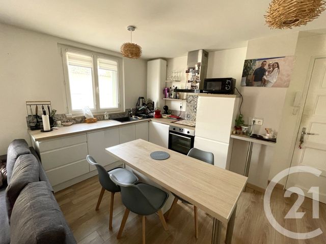 Appartement T3 &agrave; louer - 3 pi&egrave;ces - 55,18 m2 - Valence - 26 - RHONE-ALPES