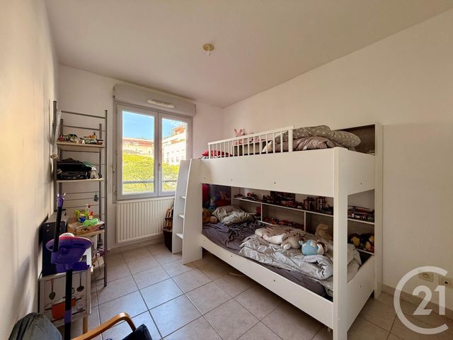 Appartement T4 &agrave; vendre - 4 pi&egrave;ces - 81,58 m2 - Valence - 26 - RHONE-ALPES
