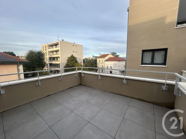 Appartement T2 &agrave; louer - 2 pi&egrave;ces - 45,32 m2 - Romans Sur Isere - 26 - RHONE-ALPES