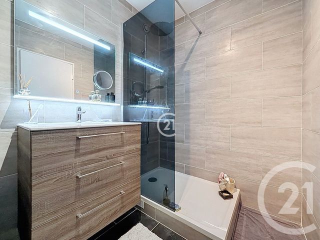 Appartement F3 &agrave; vendre - 3 pi&egrave;ces - 79,08 m2 - Montreuil - 93 - ILE-DE-FRANCE