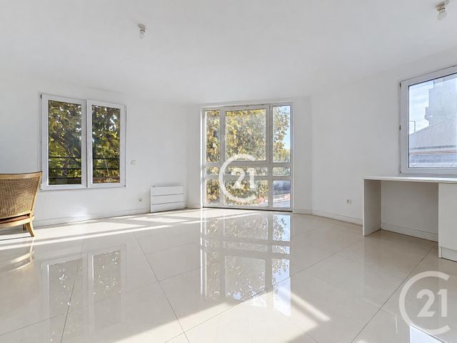 Immeuble &agrave; vendre - 246 m2 - Romainville - 93 - ILE-DE-FRANCE