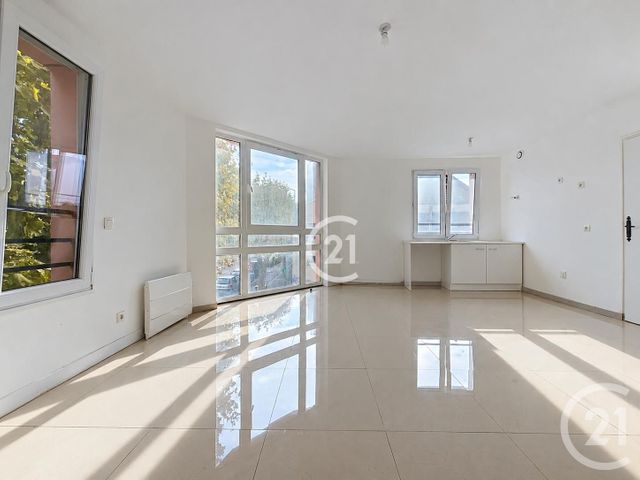 Immeuble &agrave; vendre - 246 m2 - Romainville - 93 - ILE-DE-FRANCE