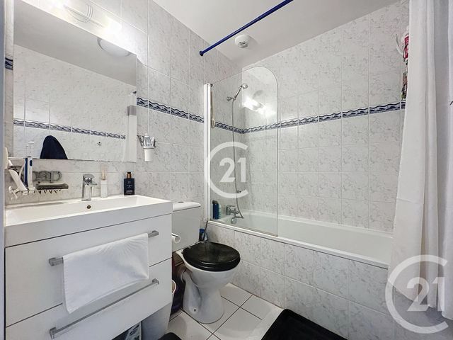 Maison à vendre - 5 pièces - 81,09 m2 - Montreuil - 93 - ILE-DE-FRANCE