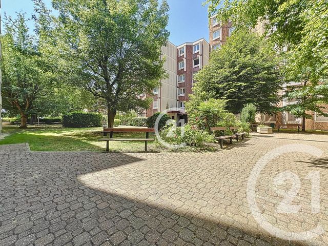 Appartement F4 à vendre - 4 pièces - 85,26 m2 - Montreuil - 93 - ILE-DE-FRANCE