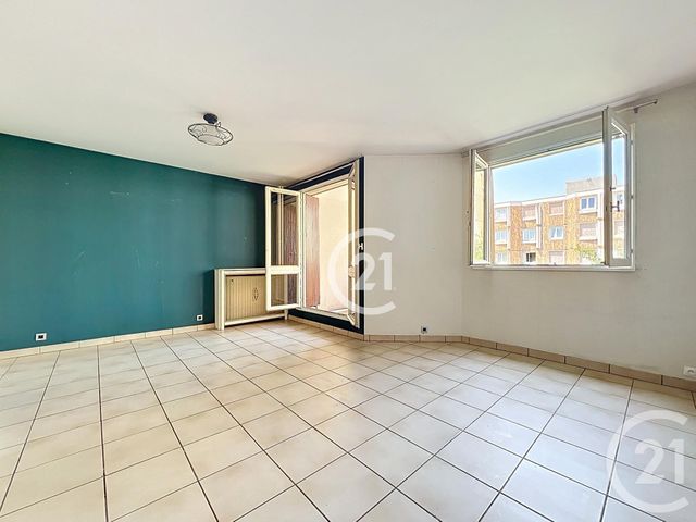 Appartement F4 à vendre - 4 pièces - 85,26 m2 - Montreuil - 93 - ILE-DE-FRANCE
