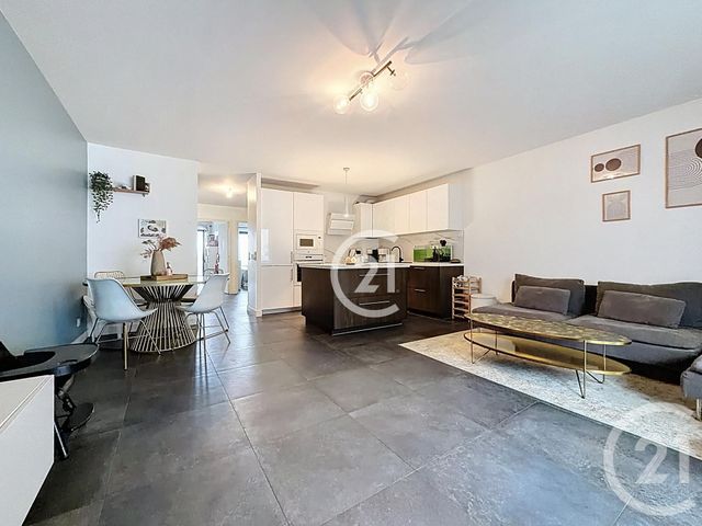 Appartement F3 à vendre - 3 pièces - 70,50 m2 - Montreuil - 93 - ILE-DE-FRANCE