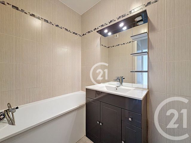 Appartement F2 à vendre - 2 pièces - 39,89 m2 - Rosny Sous Bois - 93 - ILE-DE-FRANCE