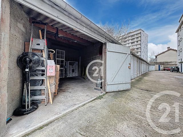 Parking &agrave; vendre - 12 m2 - Montreuil - 93 - ILE-DE-FRANCE
