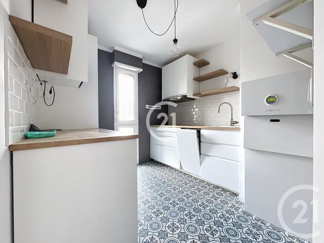 Appartement Duplex &agrave; vendre - 2 pi&egrave;ces - 42,06 m2 - Montreuil - 93 - ILE-DE-FRANCE