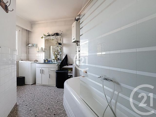 Appartement F3 &agrave; vendre - 3 pi&egrave;ces - 61,21 m2 - Noisy Le Sec - 93 - ILE-DE-FRANCE