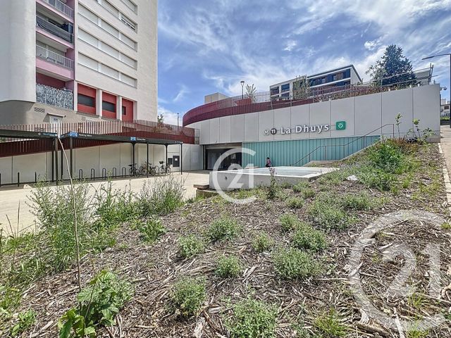 Parking &agrave; vendre - 10 m2 - Montreuil - 93 - ILE-DE-FRANCE