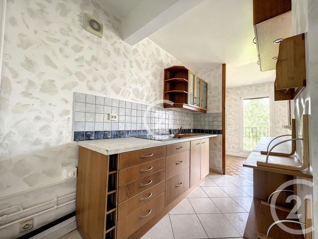 Appartement F2 &agrave; louer - 2 pi&egrave;ces - 42,77 m2 - Romainville - 93 - ILE-DE-FRANCE