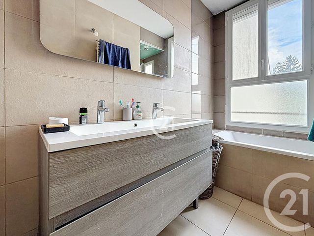 Maison &agrave; vendre - 4 pi&egrave;ces - 76,39 m2 - Montreuil - 93 - ILE-DE-FRANCE