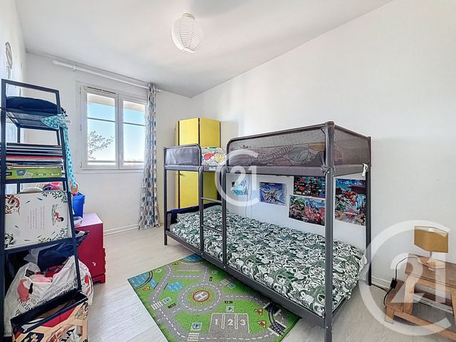 Appartement &agrave; louer - 4 pi&egrave;ces - 88 m2 - Noisy Le Sec - 93 - ILE-DE-FRANCE