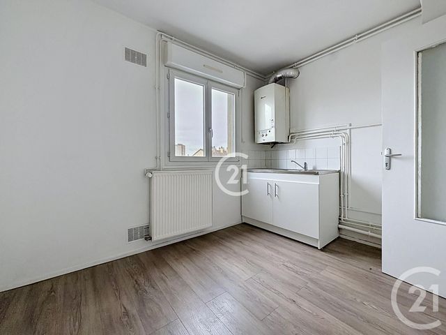Appartement F2 &agrave; louer - 2 pi&egrave;ces - 41,73 m2 - Drancy - 93 - ILE-DE-FRANCE