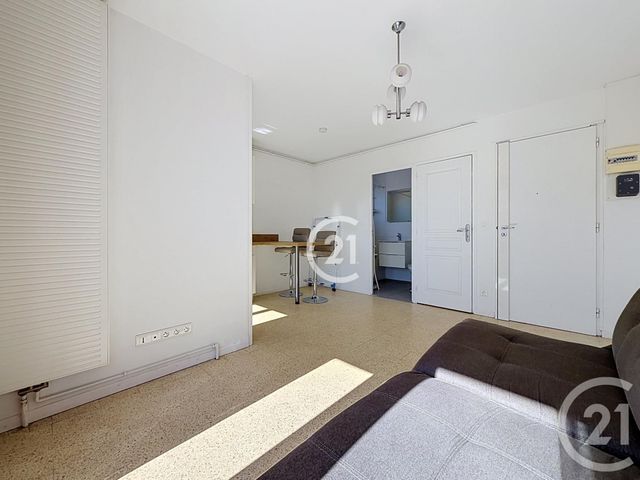 Appartement F1 &agrave; louer - 1 pi&egrave;ce - 23,16 m2 - Montreuil - 93 - ILE-DE-FRANCE