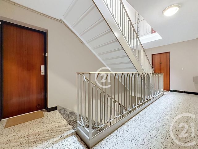 Appartement F1 &agrave; louer - 1 pi&egrave;ce - 23,16 m2 - Montreuil - 93 - ILE-DE-FRANCE